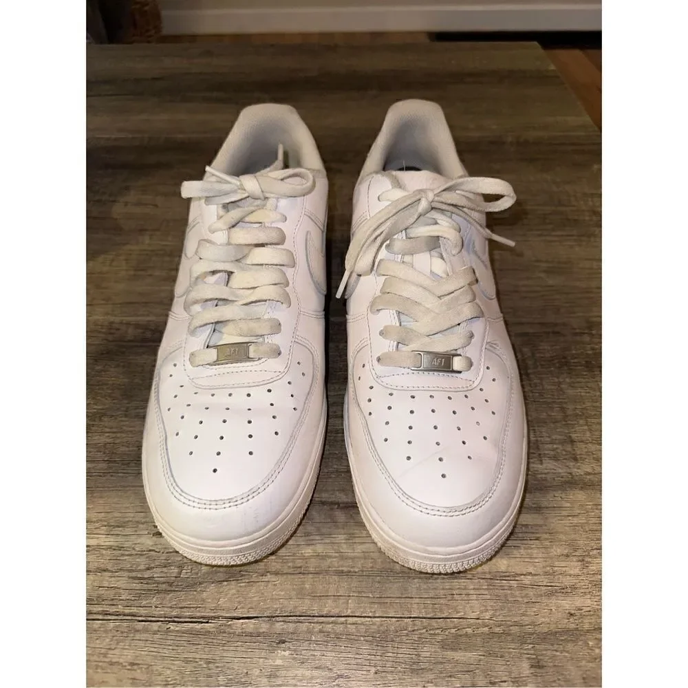 Nike Men's Air Force 1 Low Athletic Shoes Triple White Size 11